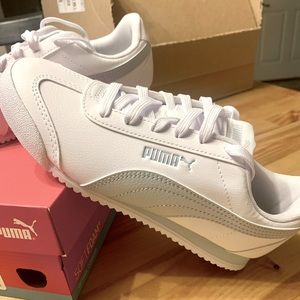 Puma size 6.5 NEW